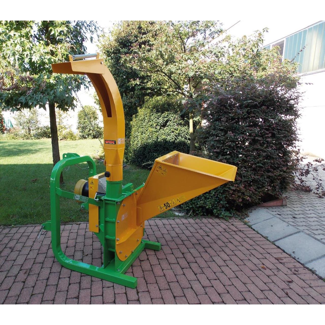 100012937 Häcksler BTC 130