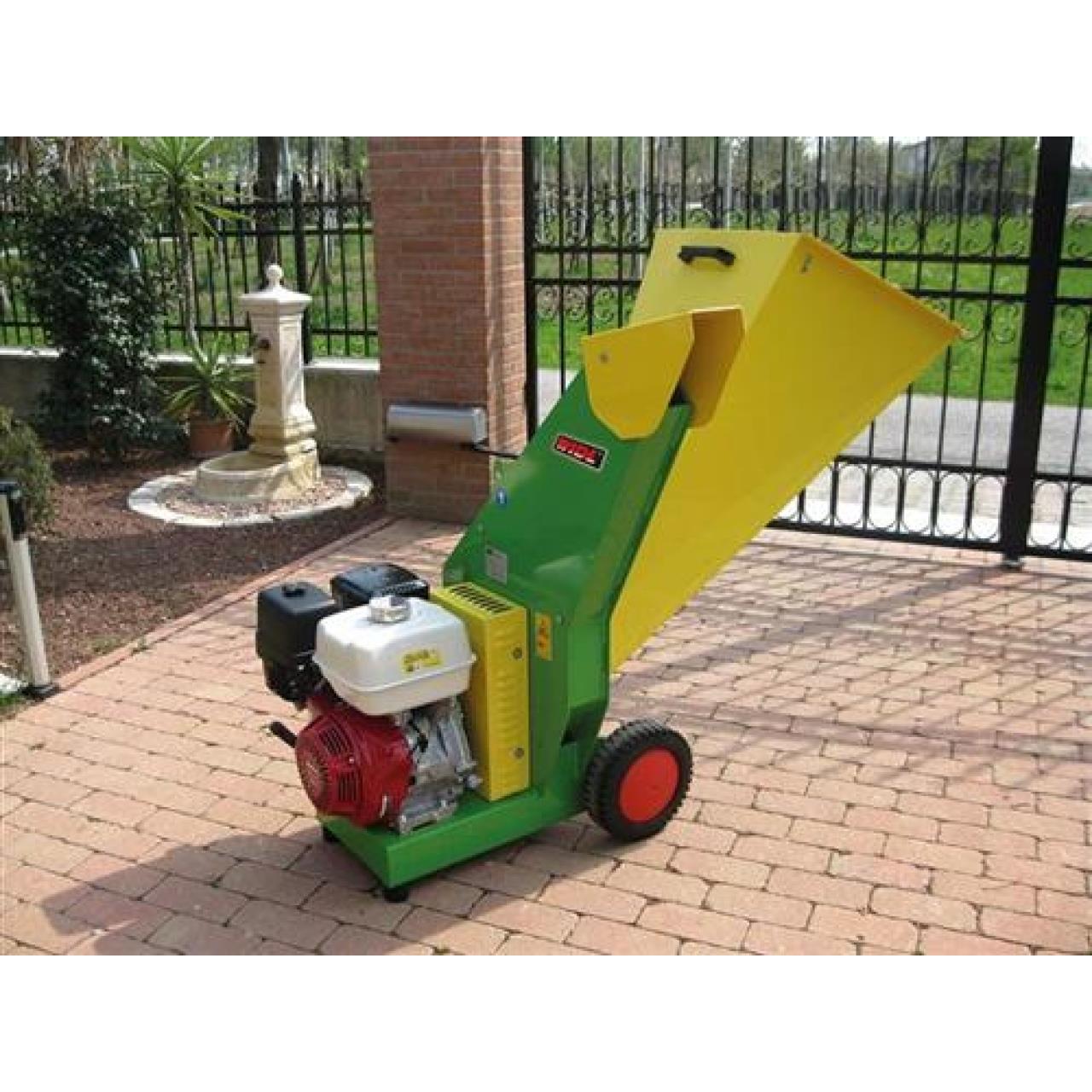 100012942 Häcksler BTSH 60